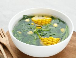 Manfaat sehat makan sayur bayam setiap hari